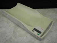 SECA 334 INFANT SCALE