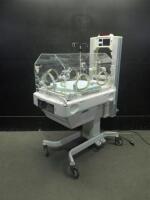 OHMEDA GIRAFFE INFANT INCUBATOR