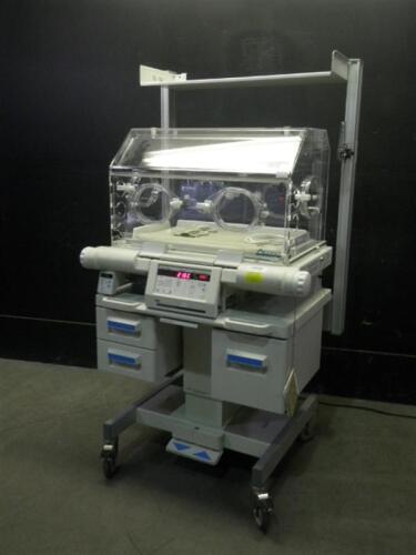 OHMEDA OHIO CARE PLUS ACCESS MOD 4000 INFANT INCUBATOR