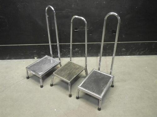 LOT OF STEP STOOLS (QTY 3)