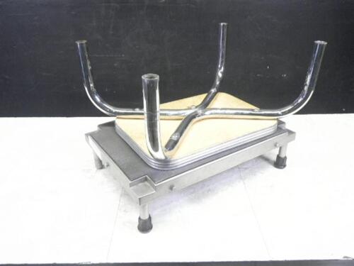 STEP STOOLS (QTY. 2)
