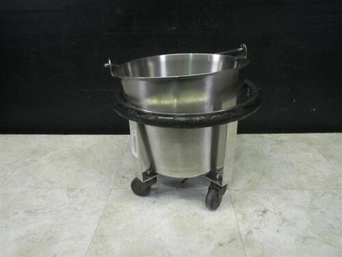 KICKBUCKET WITH ROLLING STAND