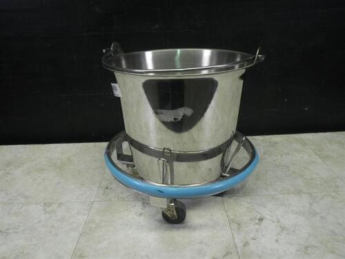 PEDIGO KICKBUCKET WITH ROLLING STAND