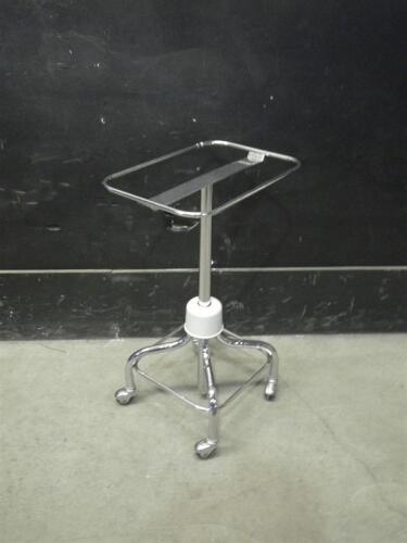 PEDIGO INSTRUMENT STAND