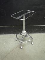 PEDIGO INSTRUMENT STAND