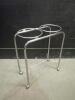 DUAL BASIN STAND