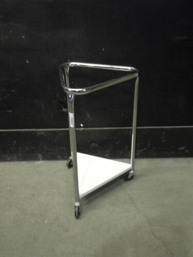 HAMPER STAND
