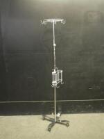 IV POLE WITH FOOTSWITCH ON ROLLING STAND