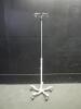 IV POLE ON ROLLING STAND