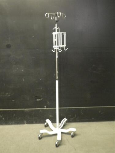 IV POLE ON ROLLING STAND