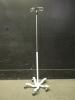 IV POLE ON ROLLING STAND