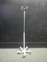 IV POLE ON ROLLING STAND