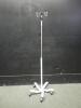 IV POLE ON ROLLING STAND