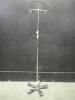 IV POLE ON ROLLING STAND