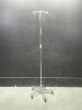 IV POLE ON ROLLING STAND