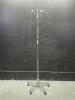 IV POLE ON ROLLING STAND