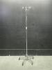 IV POLE ON ROLLING STAND