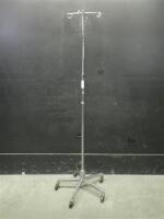 IV POLE ON ROLLING STAND