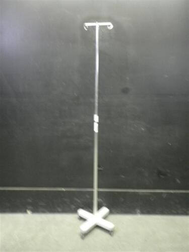 IV POLE ON ROLLING STAND