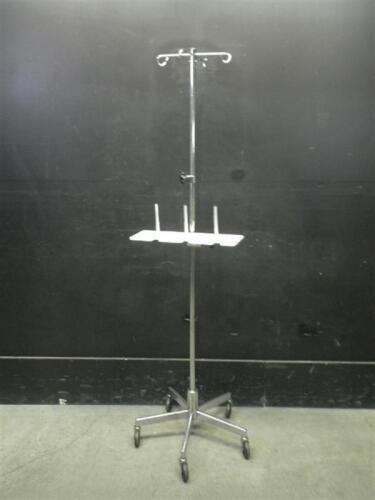 IV POLE ON ROLLING STAND