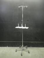 IV POLE ON ROLLING STAND