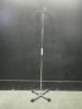 IV POLE ON ROLLING STAND