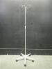 IV POLE ON ROLLING STAND