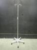 IV POLE ON ROLLING STAND