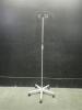 IV POLE ON ROLLING STAND