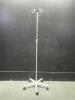 IV POLE ON ROLLING STAND
