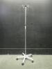 IV POLE ON ROLLING STAND