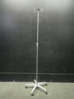 IV POLE ON ROLLING STAND