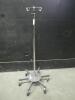 IV POLE ON ROLLING STAND