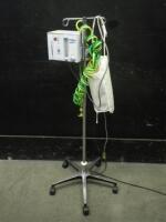 HAMILTON MEDICAL ARABELLA INFANT FLOW SYSTEM ON ROLLING STAND