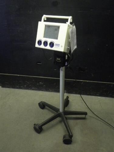 BMD CROSSVENT 3 VENTILATOR ON ROLLING STAND
