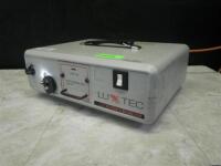 LUXTEC 9300 LIGHT SOURCE