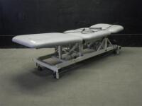 METRON LATHAM 2000 POWER TREATMENT TABLE WITH FOOT CONTROL