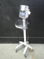 MINDRAY DATASCOPE ACCUTORR V PATIENT MONITOR ON ROLLING STAND