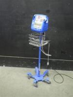 GE DINAMAP PRO 400 VITAL SIGNS MONITOR ON ROLLING STAND