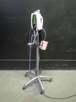 WELCH ALLYN 420 SERIES VITAL SIGNS MONITOR WITH CABLES (SPO2, BP) ON ROLLING STAND