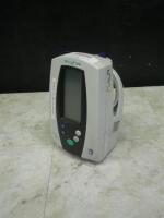 WELCH ALLYN 420 SERIES VITAL SIGNS MONITOR