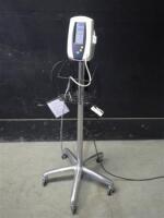 WELCH ALLYN 420 SERIES VITAL SIGNS MONITOR WITH BP CABLE ON ROLLING STAND