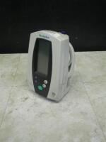 WELCH ALLYN 420 SERIES VITAL SIGNS MONITOR