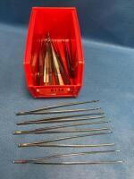 LOT OF SINGLEY/TUTTLE FORCEPS FORMERLY LOT 8134