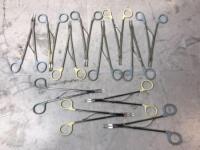 LOT OF HEMOLLIP APPLIERS