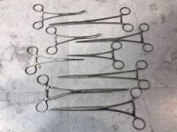 LOT OF INTESTINAL CLAMPS