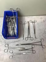 LOT OF HYSTERECTOMY FORCEPS