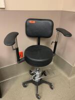 RELIANCE 558L SURGICAL STOOL