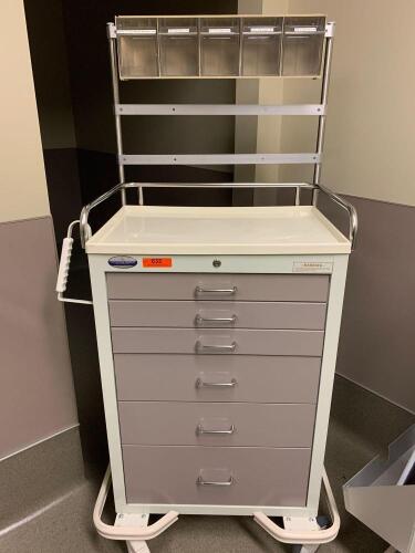 ARMSTRONG 6 DRAWER CRASH CART