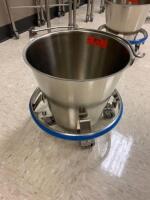 PEDIGO KICK BUCKET WITH CART